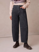 Barrel Leg Jeans