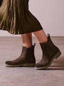 Essential Chelsea Ankle Boots