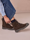 Toe Cap Lace-Up Boots